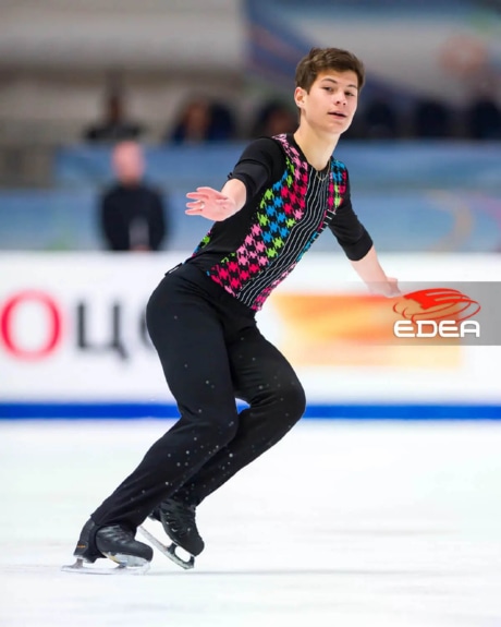 Ice Gallery Skates U.S.